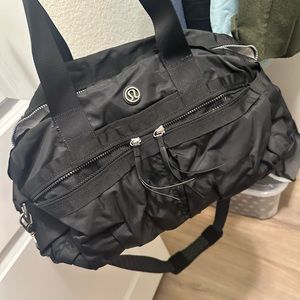 Lululemon small, medium duffel for the gym